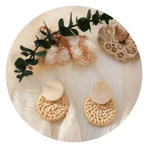 Earrings, handcrafted, straw, wood, accessories